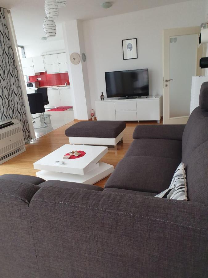 Apartament Penthouse Heart Of Slavonia **** Ðakovo Zewnętrze zdjęcie
